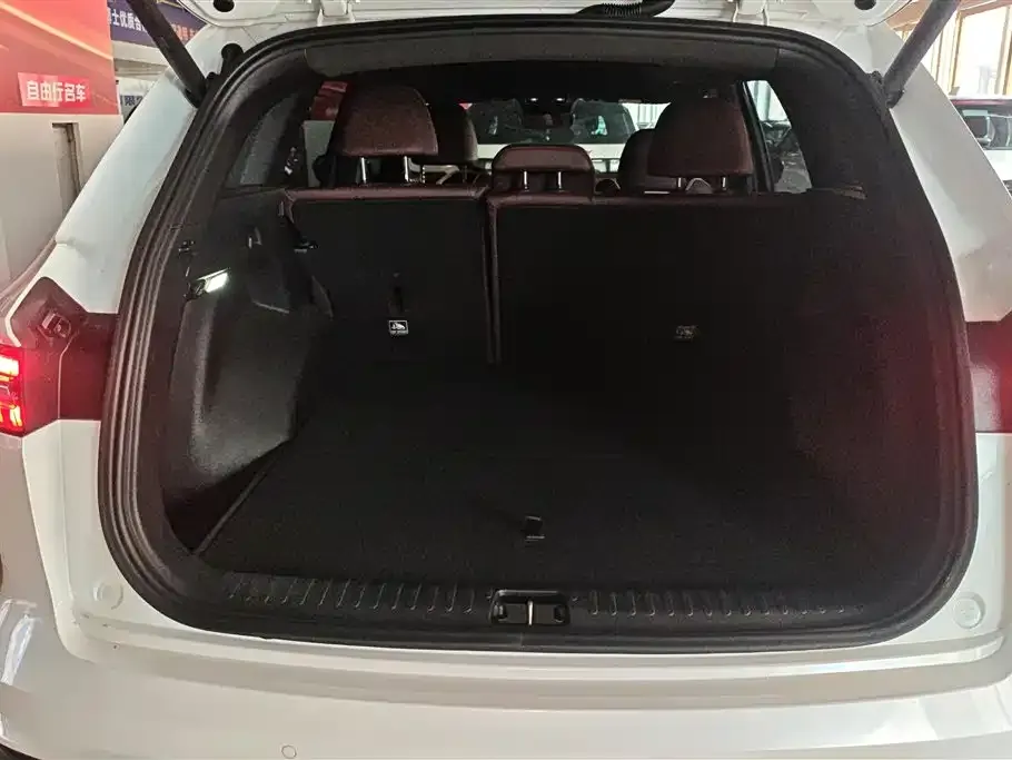 Geely Xingyue L 2023 из CN, фото 7