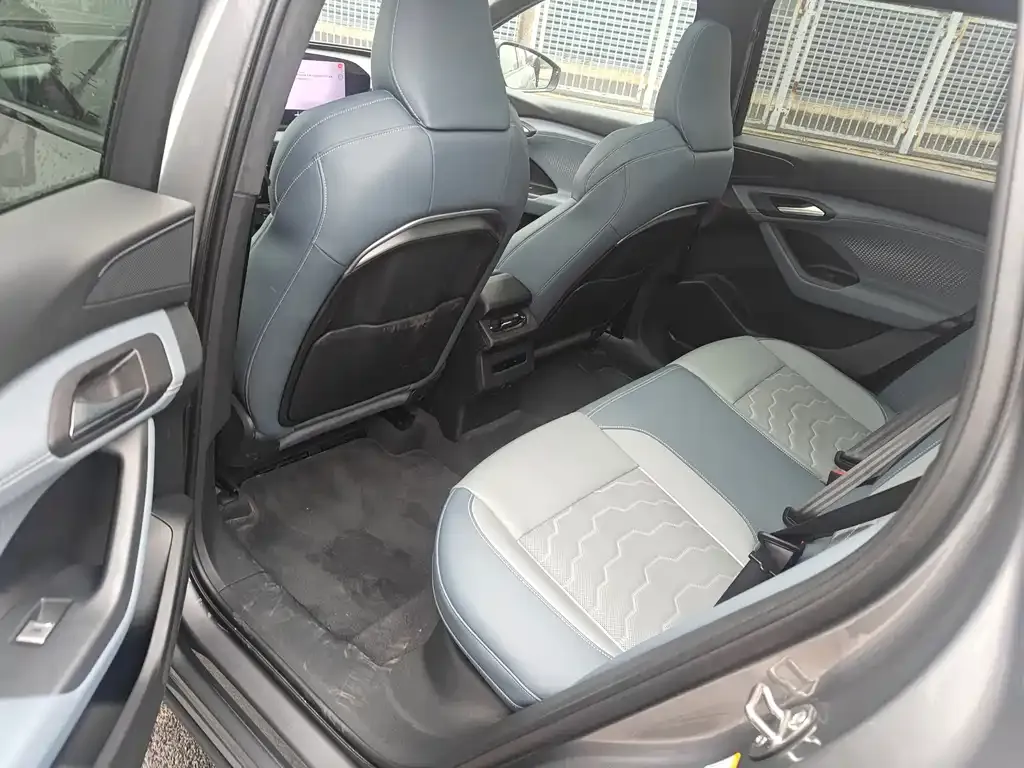 Audi Q6L e-tron 2025 из CN, фото 6