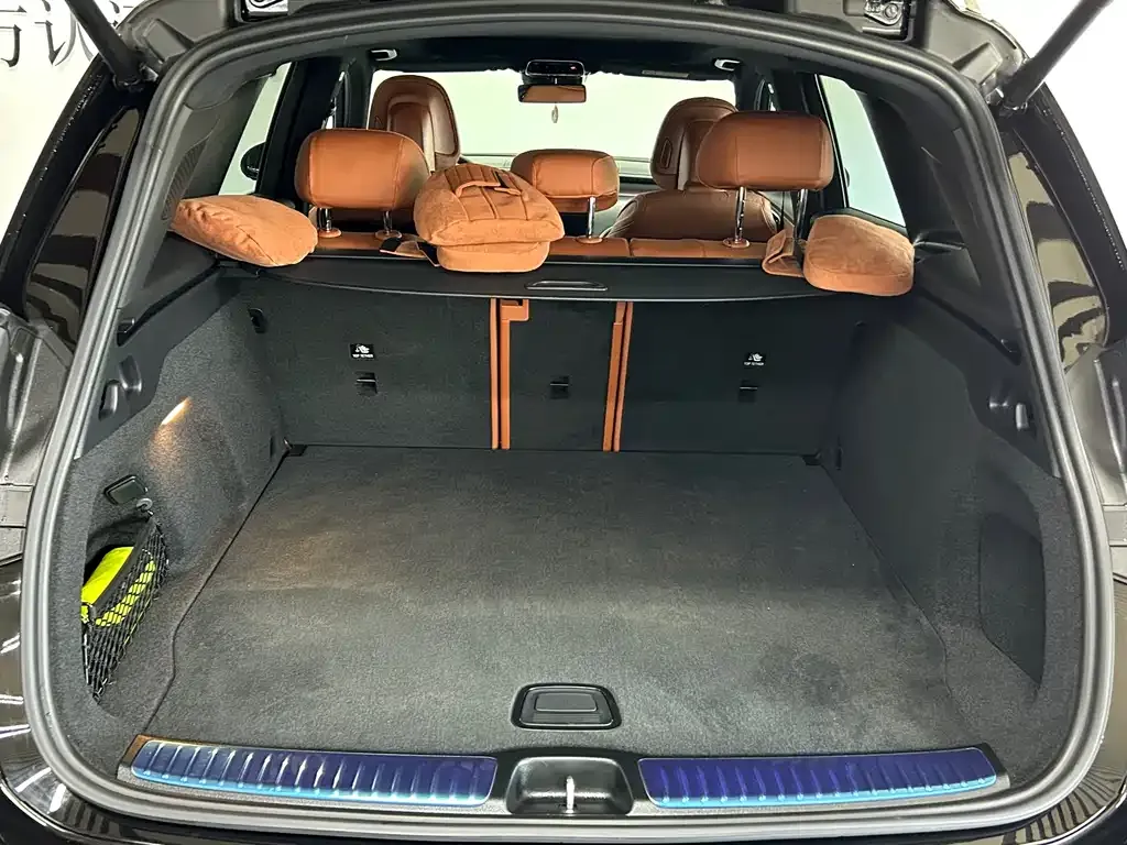 Mercedes-Benz GLC 2024 из CN, фото 4