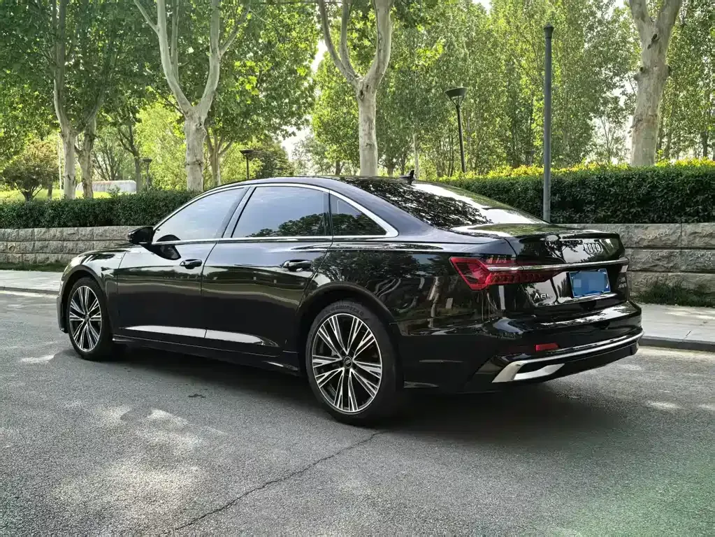 Audi A6L 2022 из CN, фото 6