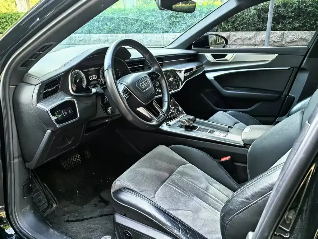 Audi A6L 2022 из CN, фото 3