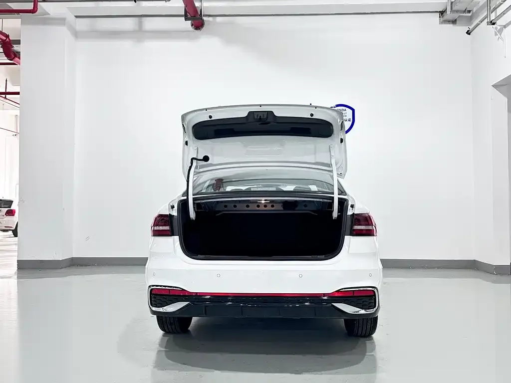 Volkswagen Lavida 2024 из CN, фото 9