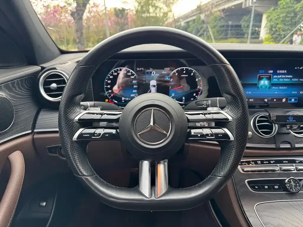 Mercedes-Benz E-Class (Import) 2021 из CN, фото 4