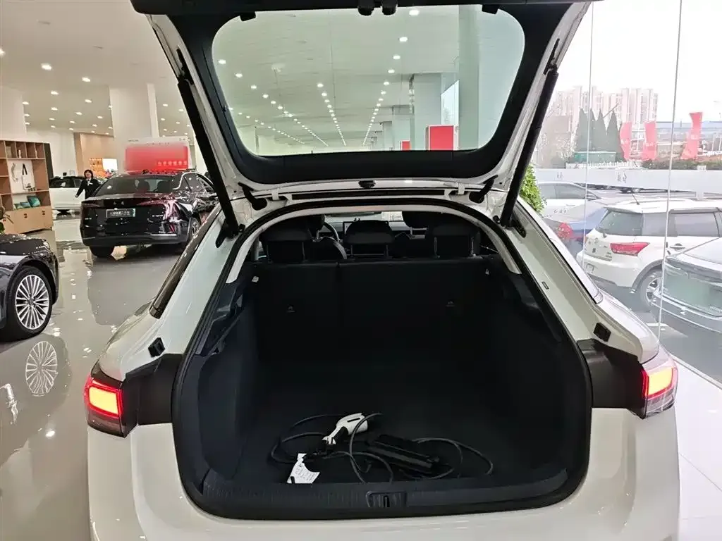 Volkswagen ID.7 VIZZION 2024 из CN, фото 9