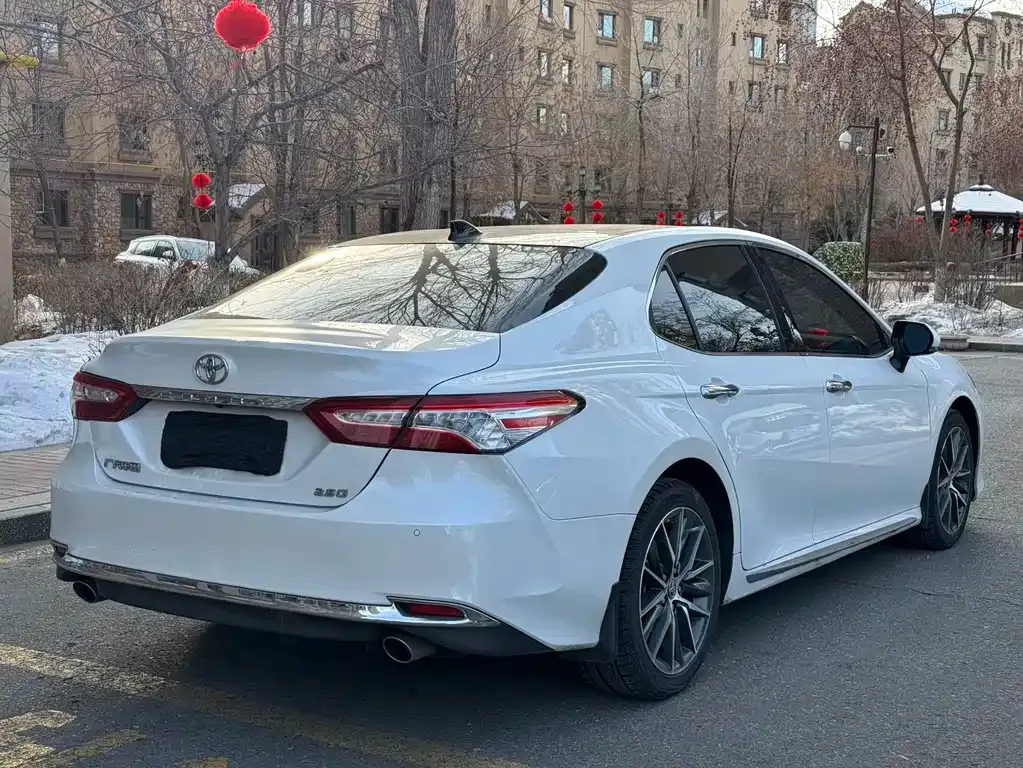 Toyota Camry 2024 из CN, фото 5