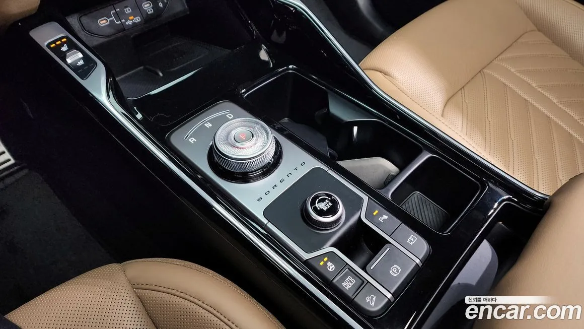Kia Sorento — фото 9