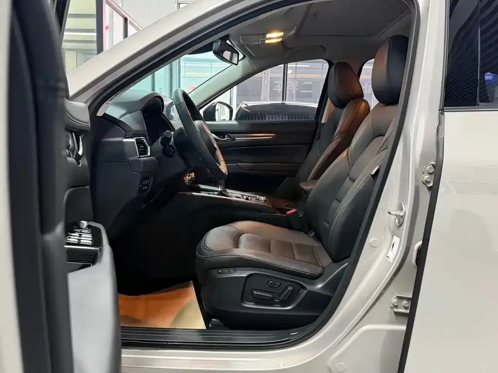Mazda CX-5 2022 из CN, фото 3