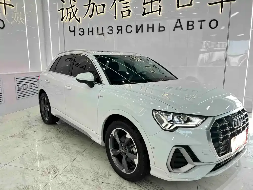 Audi Q3 2023 из CN, фото 8