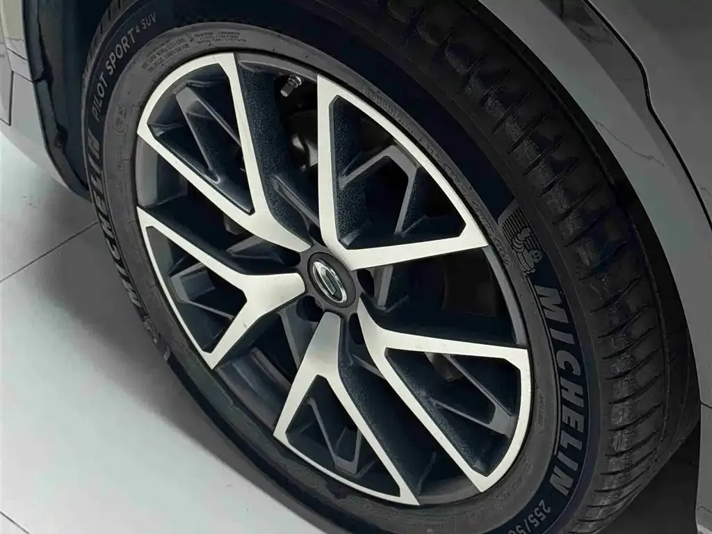 GAC Motor Trumpchi GS8 — фото 2