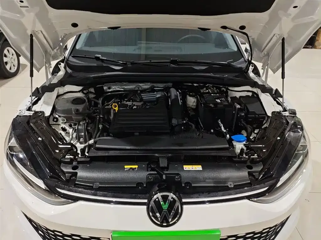 Volkswagen Lamando 2023 из CN, фото 10