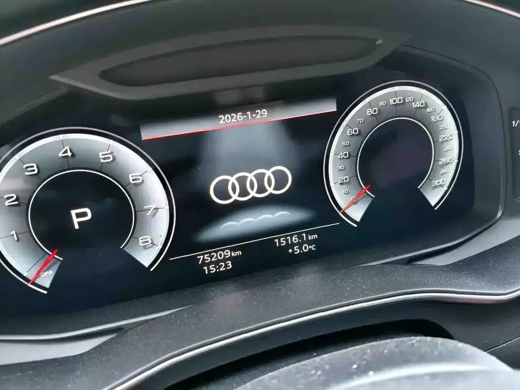 Audi A6L 2021 из CN, фото 2