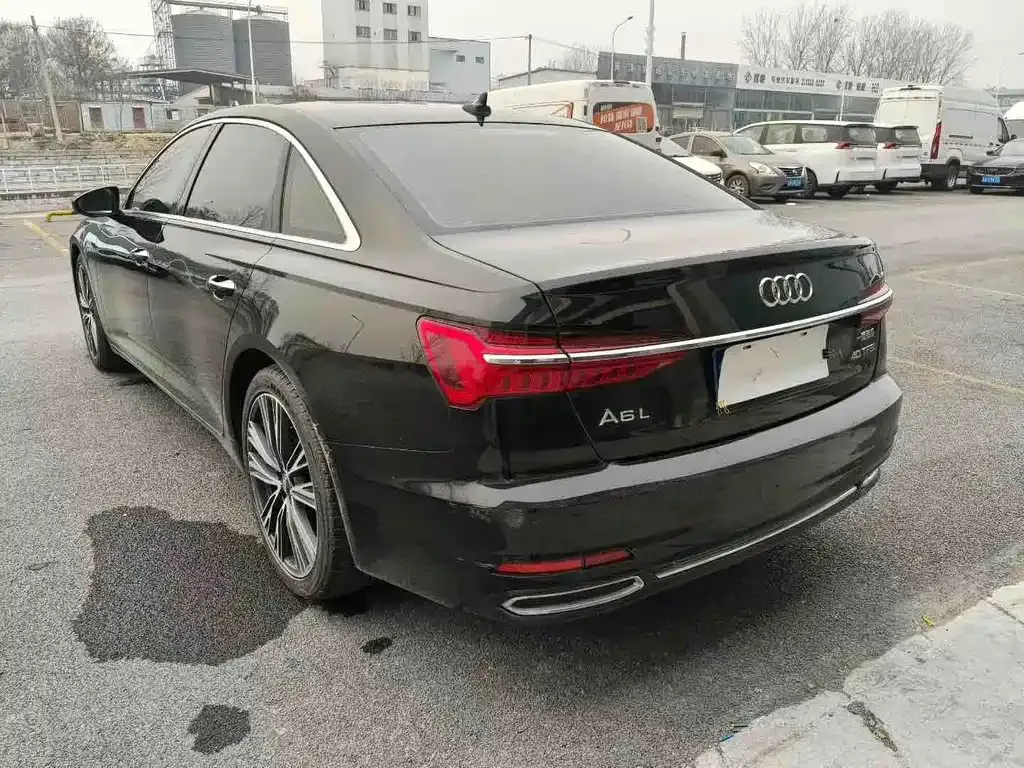 Audi A6L 2021 из CN, фото 7
