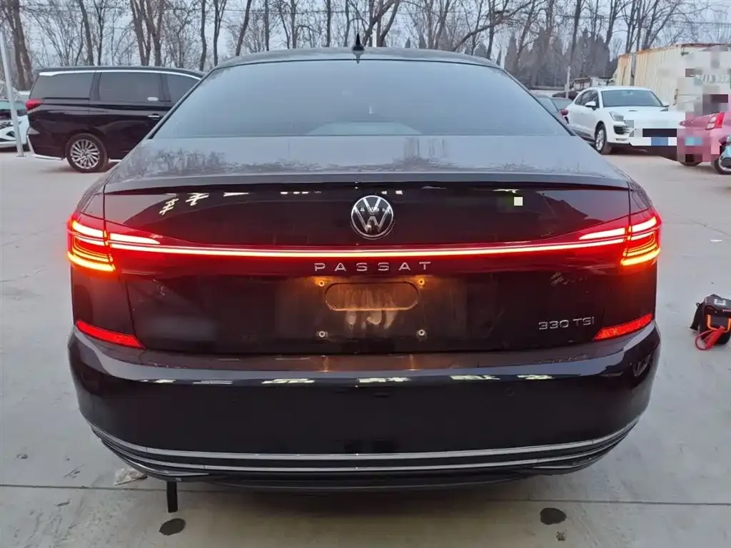 Volkswagen Passat 2022 из CN, фото 10