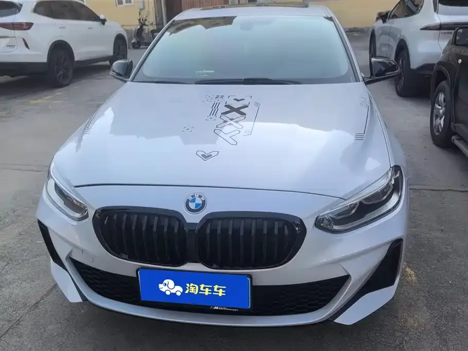 BMW 1 Series 2021 из CN, фото 9