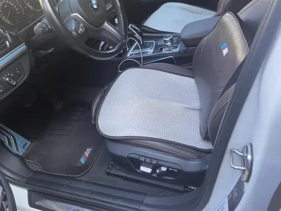 BMW 1 Series 2021 из CN, фото 10