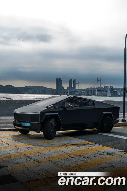 Tesla Cybertruck