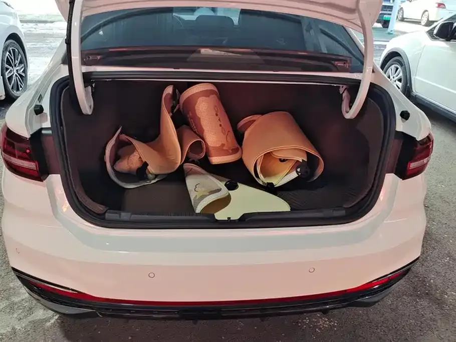 Volkswagen Lavida 2022 из CN, фото 7