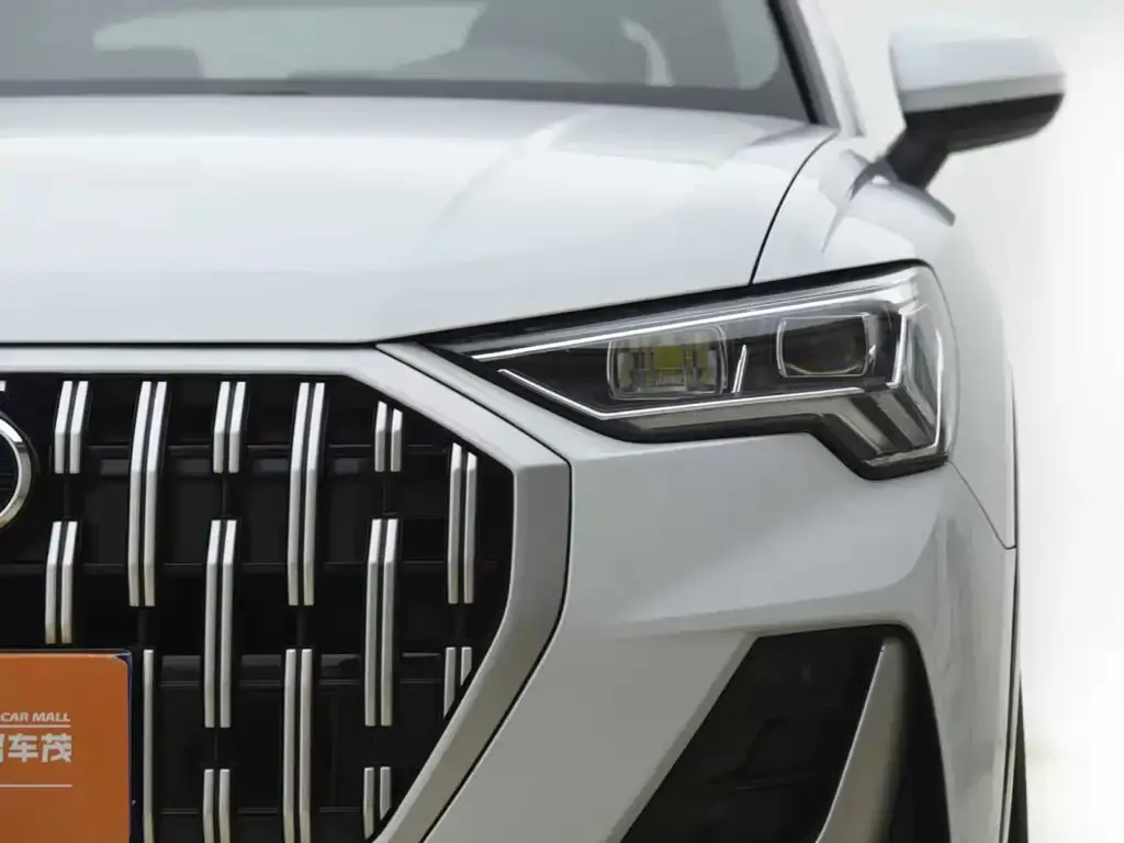 Audi Q3 2023 из CN, фото 2