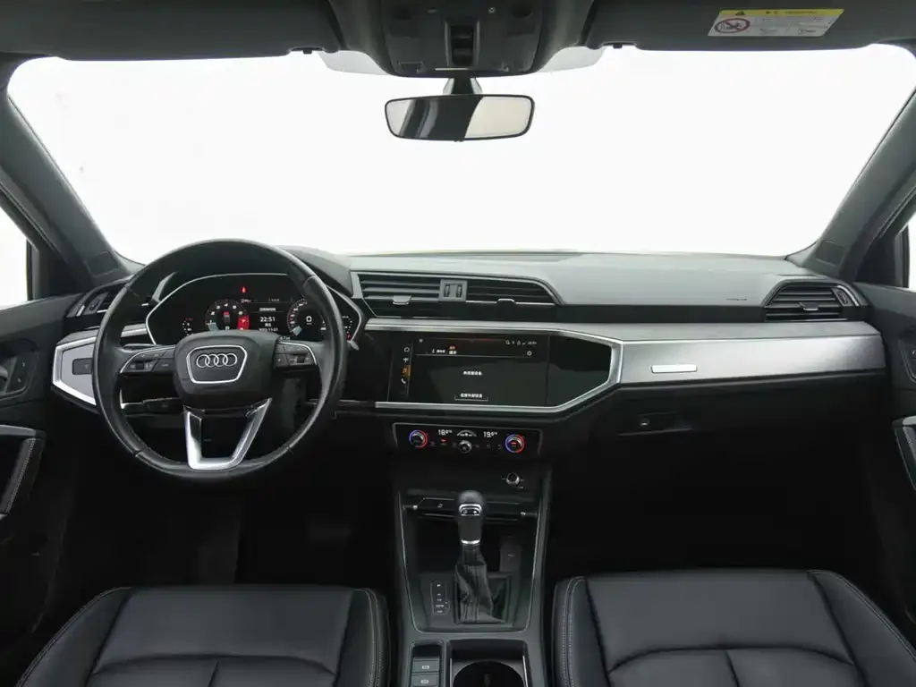 Audi Q3 2023 из CN, фото 7