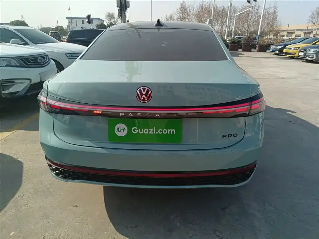 Volkswagen Passat — фото 5