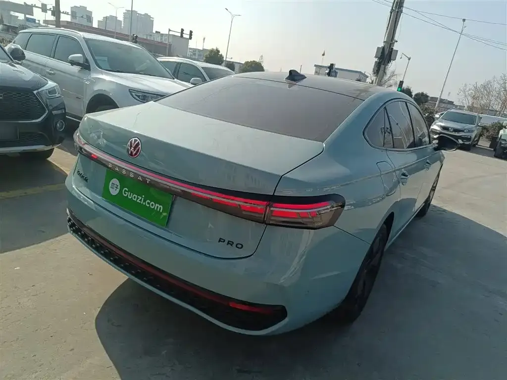 Volkswagen Passat — фото 2