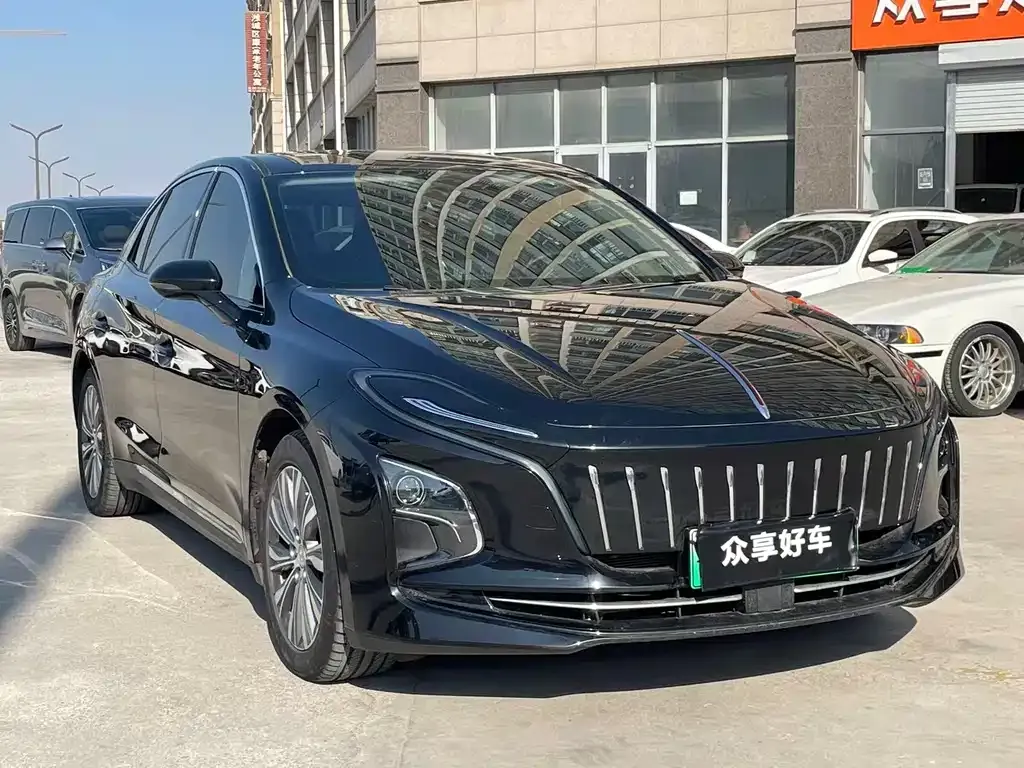 Hongqi E-QM5 — фото 8