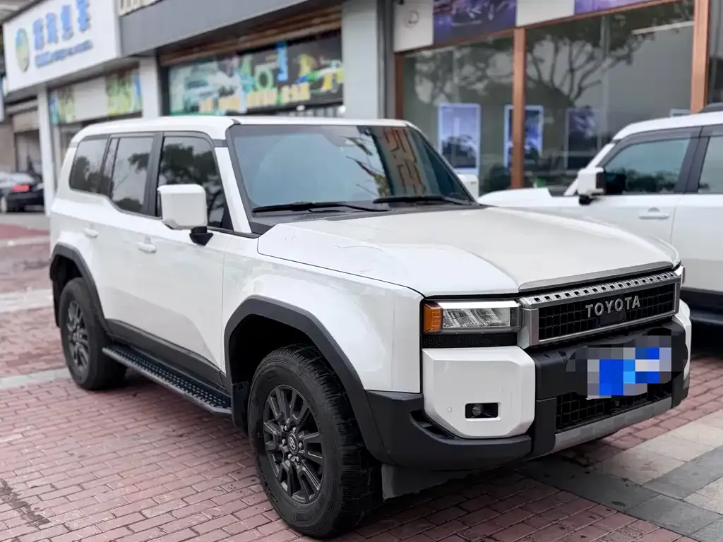Toyota Prado 2024 из CN, фото 6