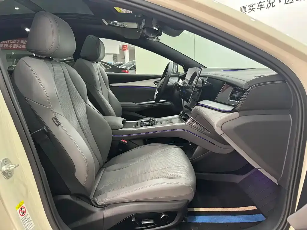 BYD Seal 07 DM-i — фото 10