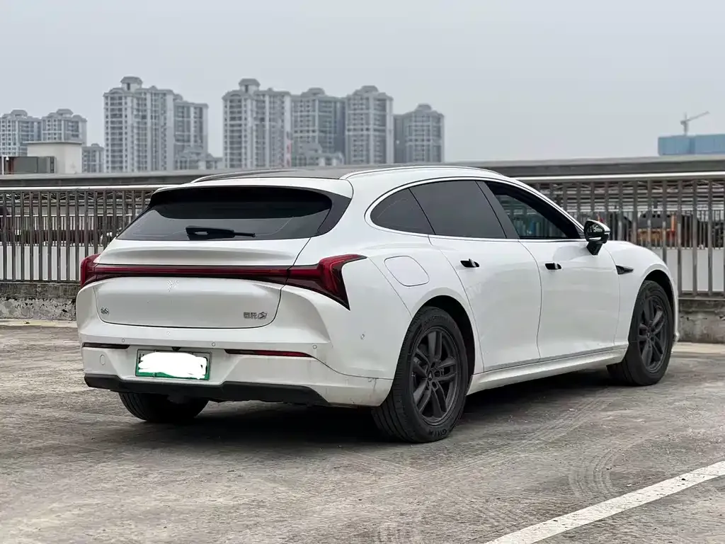 Neta S Shooting Brake 2025 из CN, фото 6