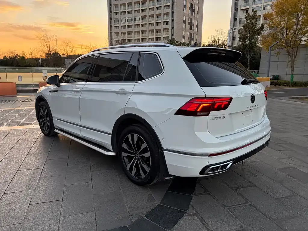 Volkswagen Tiguan L 2024 из CN, фото 9