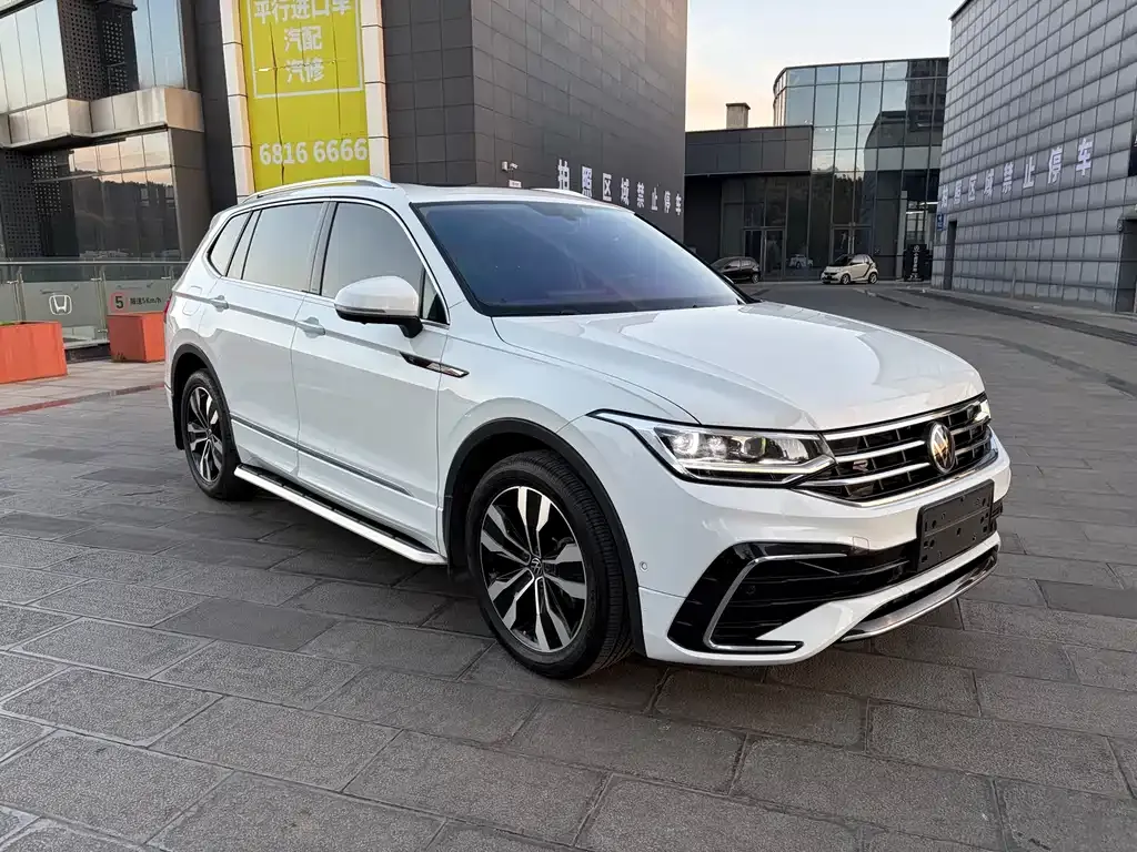 Volkswagen Tiguan L 2024 из CN, фото 10