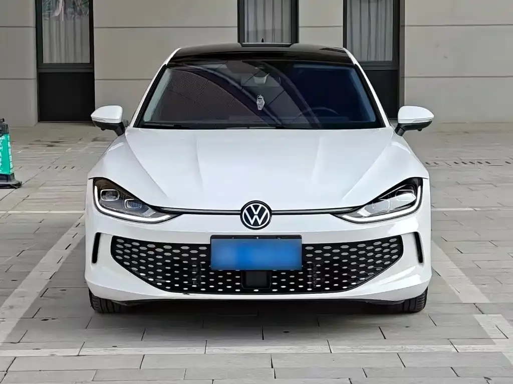 Volkswagen Lamando 2023 из CN, фото 8