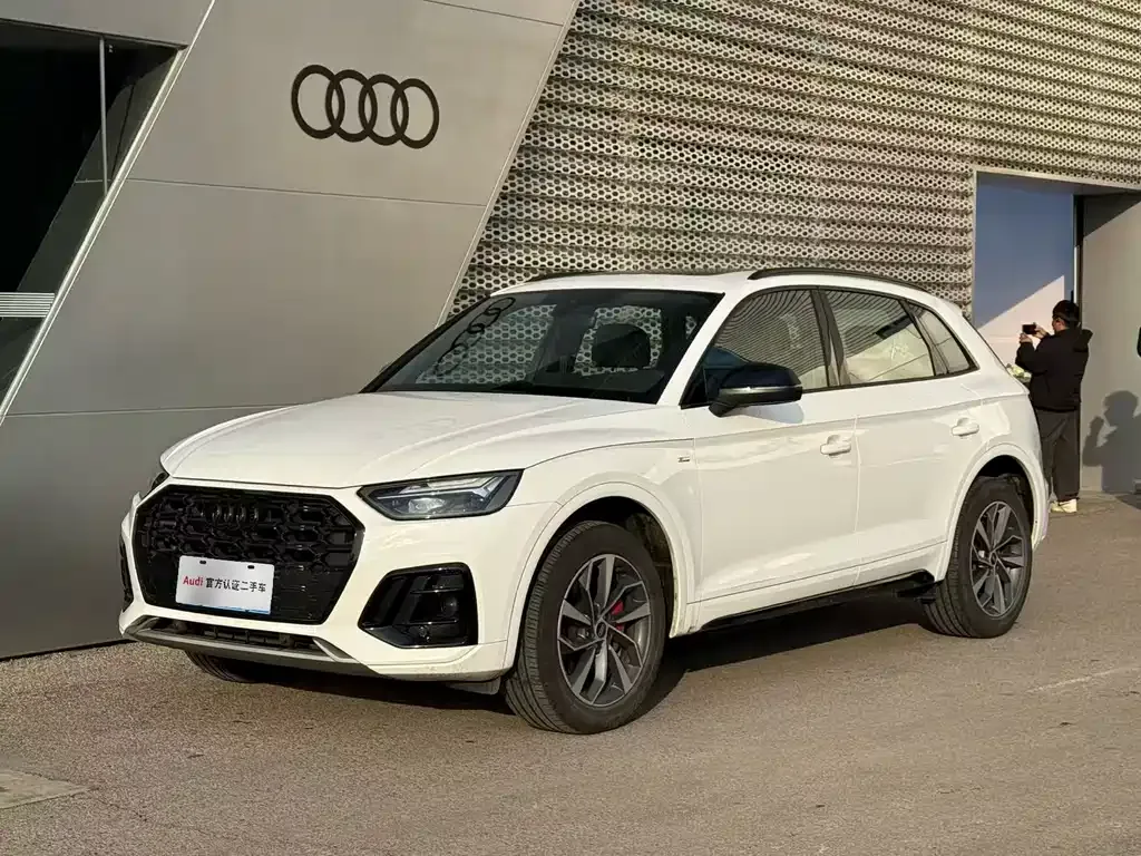 Audi Q5L 2024 из CN, фото 1