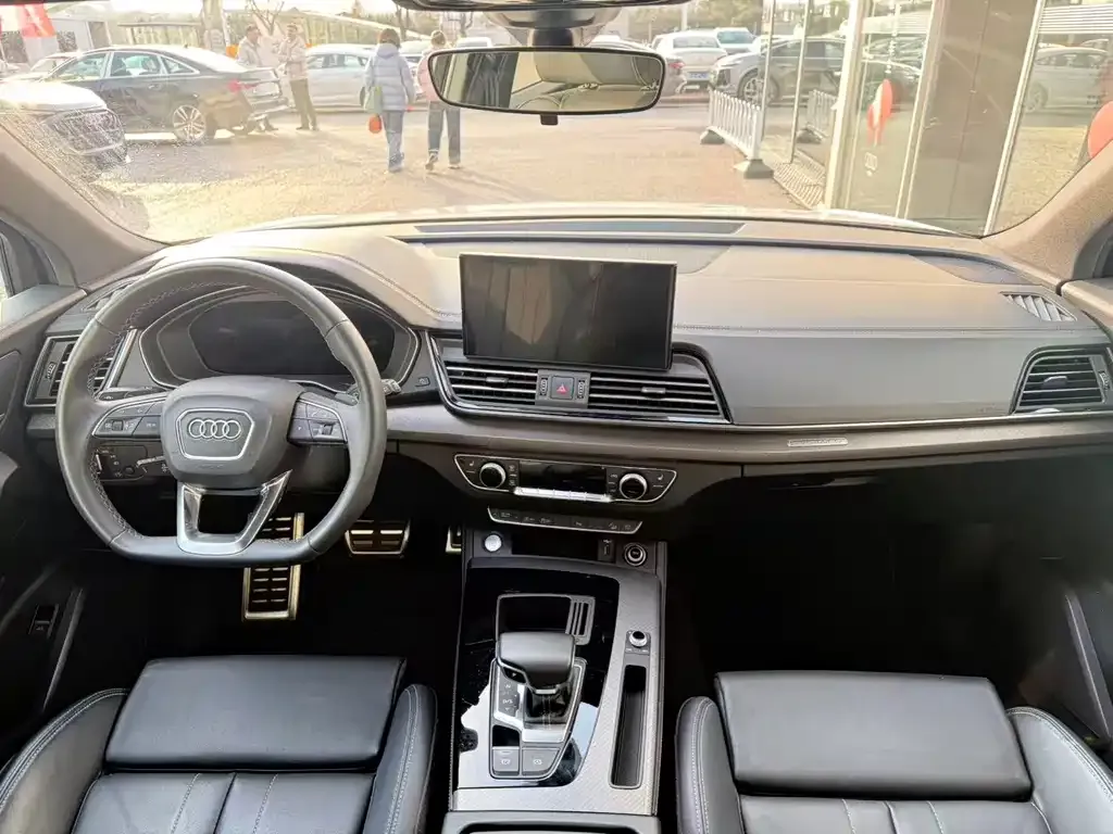 Audi Q5L 2024 из CN, фото 4