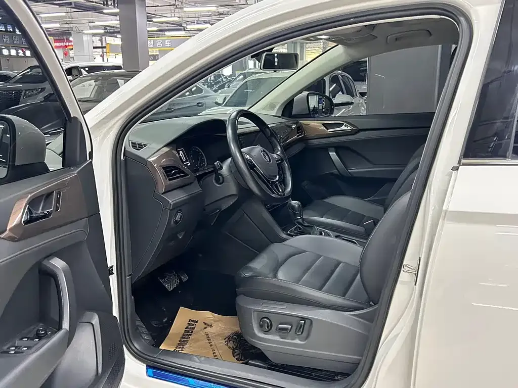 Volkswagen Tharu 2021 из CN, фото 8