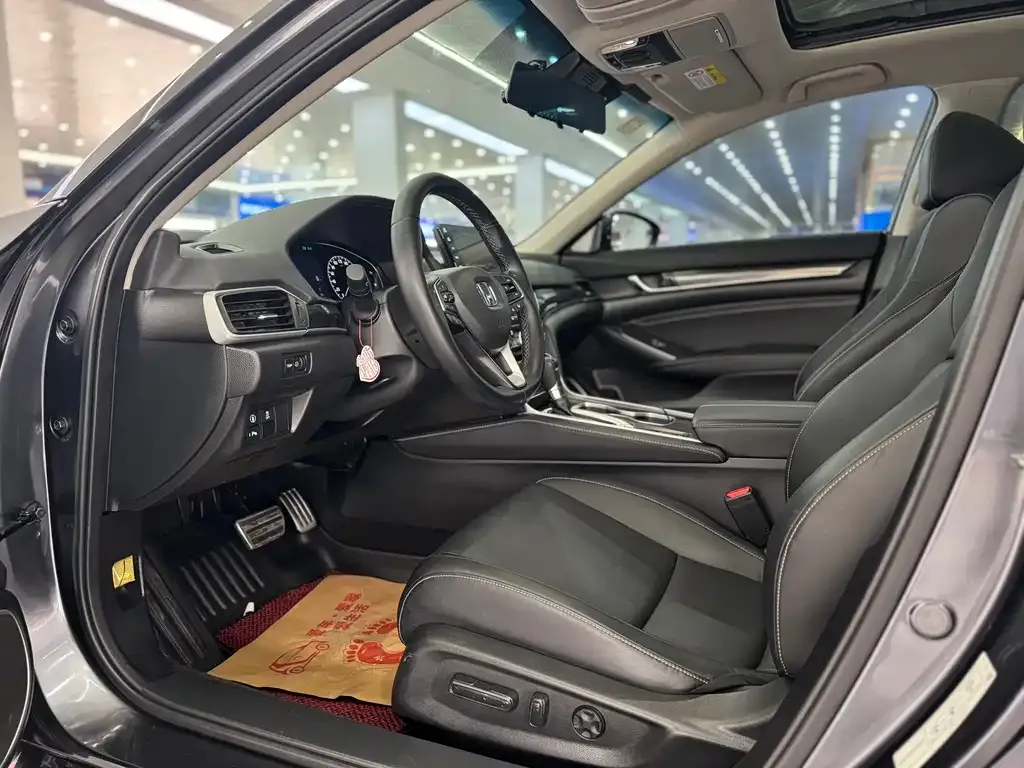 Honda Accord 2022 из CN, фото 10