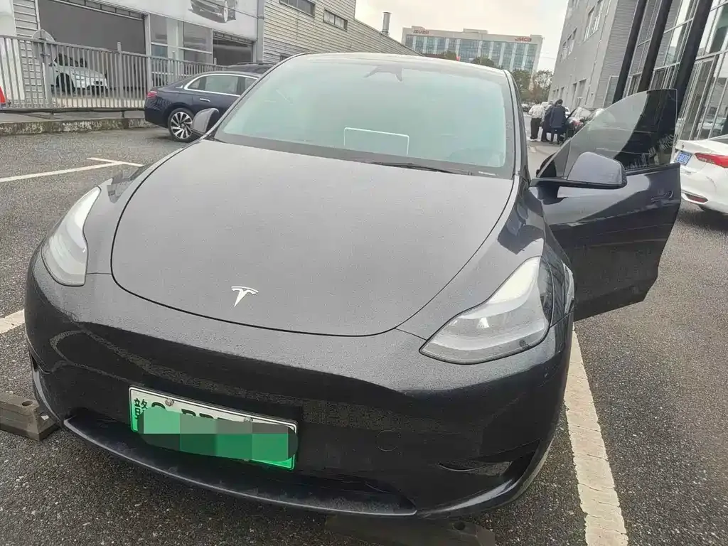 Tesla Model Y 2024 из CN, фото 5