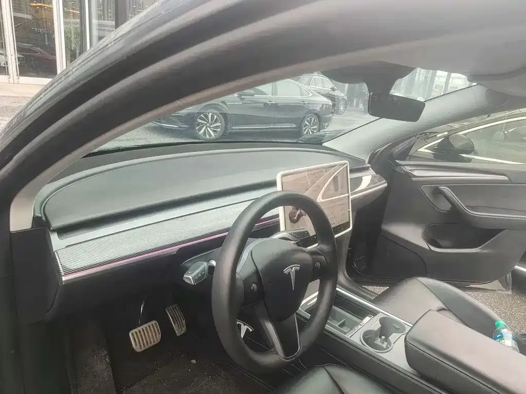 Tesla Model Y 2024 из CN, фото 7