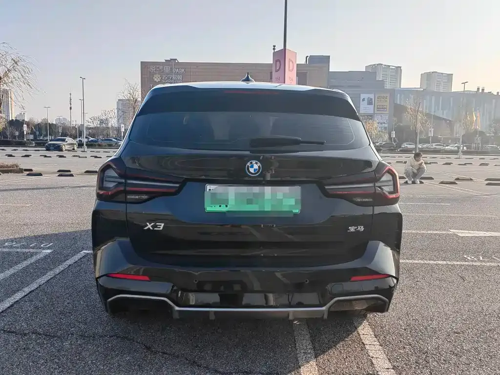 BMW iX3 2023 из CN, фото 2