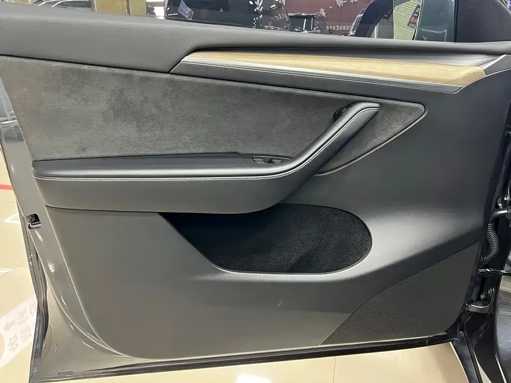 Tesla Model Y 2022 из CN, фото 3