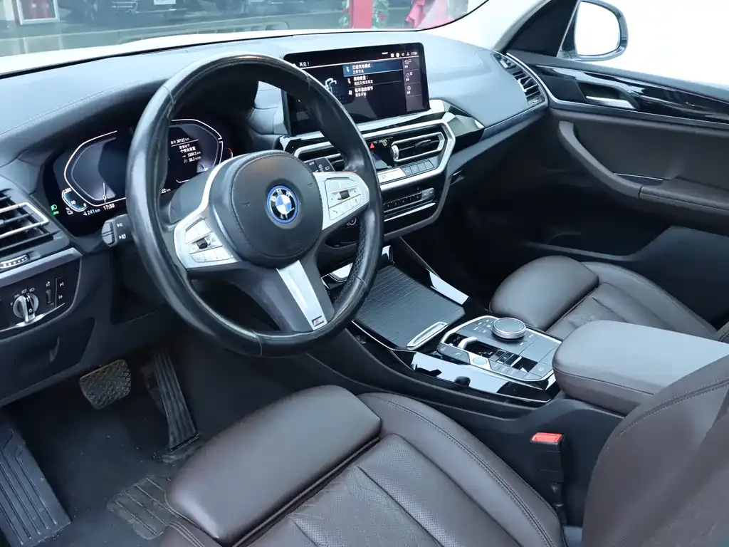 BMW iX3 2024 из CN, фото 10