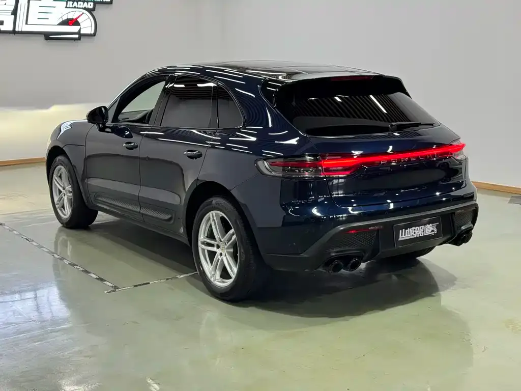Porsche Macan — фото 7