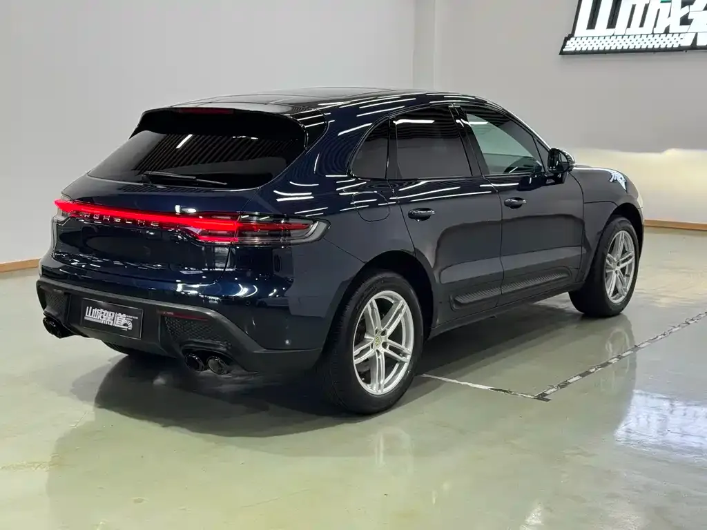 Porsche Macan — фото 9