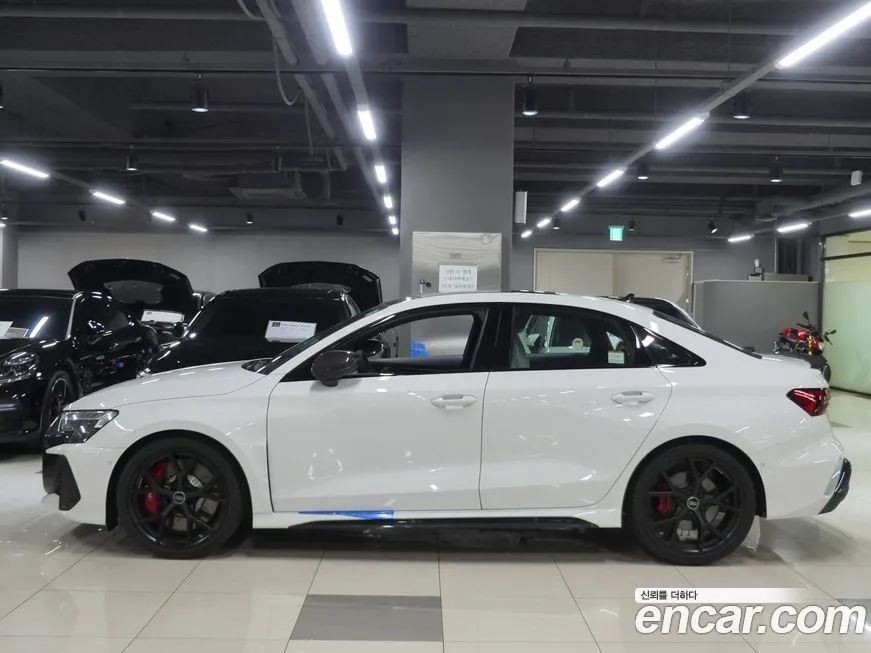 Audi RS3 2025 из KR, фото 3