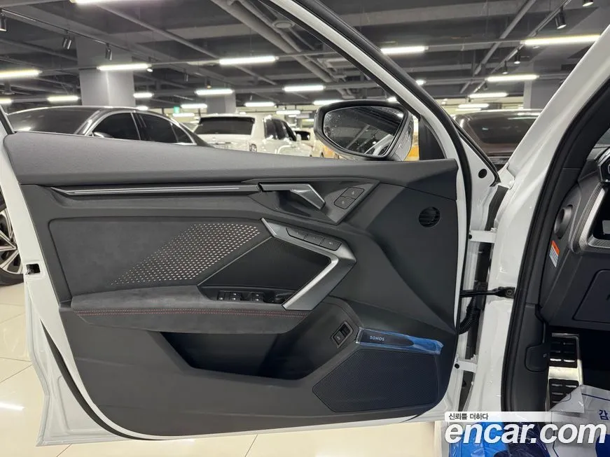 Audi RS3 2025 из KR, фото 7
