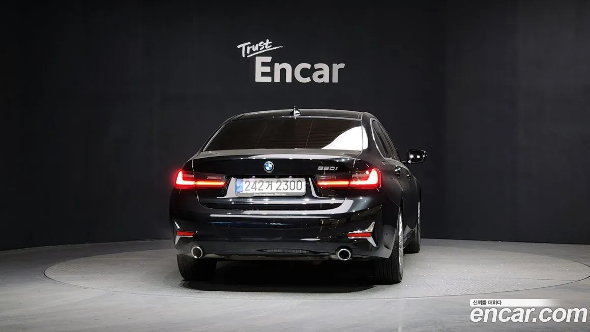 BMW 3-Series 2022 из KR, фото 6