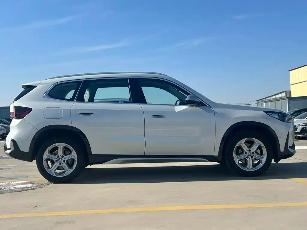 BMW X1 2023 из CN, фото 10