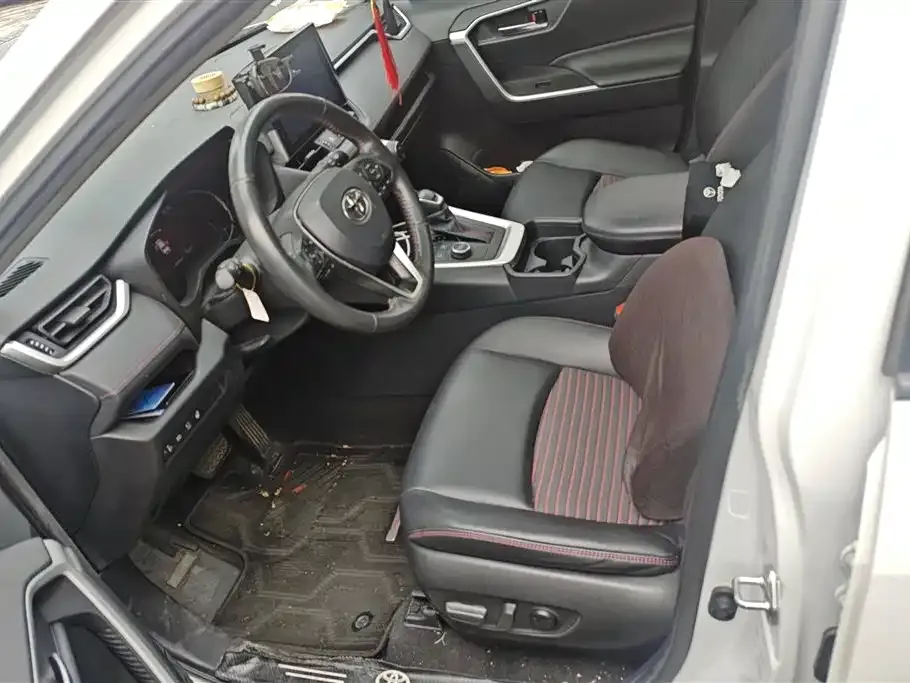 Toyota RAV4 Prime 2021 из CN, фото 2