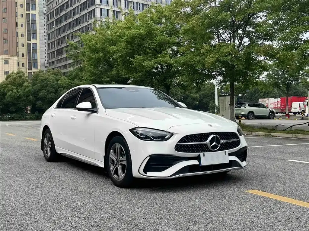 Mercedes-Benz C-Class — фото 10
