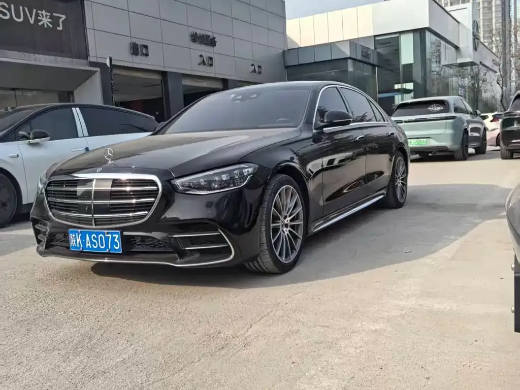 Mercedes-Benz S-Class — фото 1